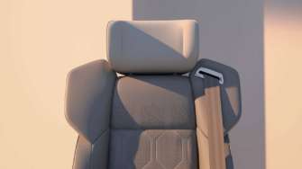 Фото: Volvo Комфортно, как в гостиной: Volvo представила свой первый электрический минивэн EM90. Фото