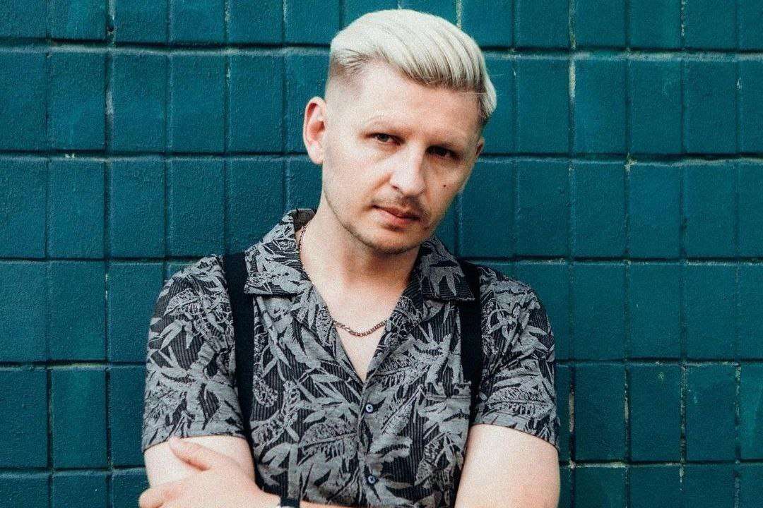 Сергій Мартинюк зізнався, чому відтягував рішення вступити в ЗСУ / Фото: Instagram/sergiy_kolos Фронтмен гурту "Фіолет" зізнався, чому довгий час відтягував рішення вступити в ЗСУ