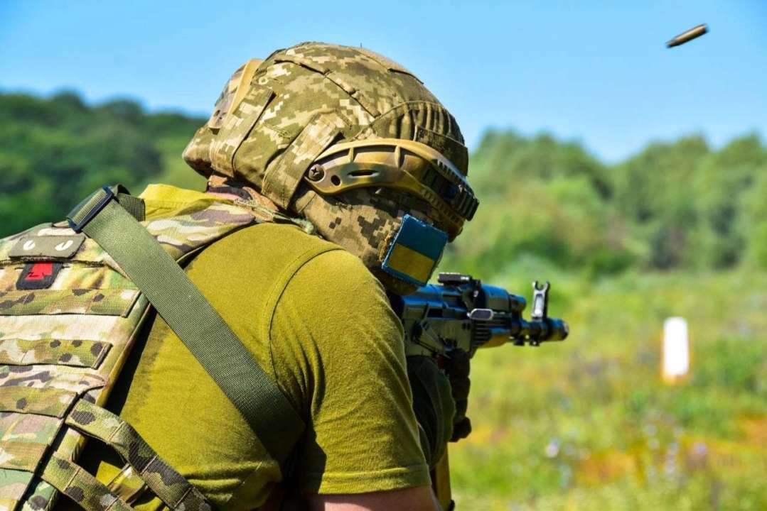 Військовий
