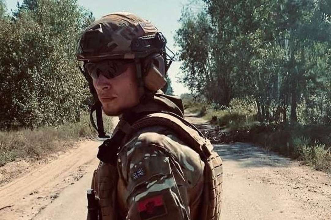 Назар Грабар розповів, як пішов у ЗСУ/Фото: Instagram/nazargrabar Танцюрист Назар Грабар розповів про свою службу на фронті разом з братом