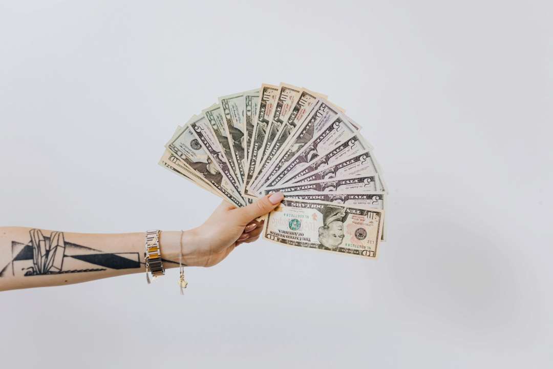 Курс валют на 4 грудня 2022 року в Україні. Фото: Pexels/Автор- Karolina Grabowska Курс валют на 4 грудня