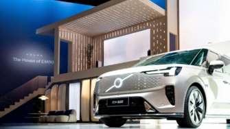 Фото: Volvo Комфортно, как в гостиной: Volvo представила свой первый электрический минивэн EM90. Фото