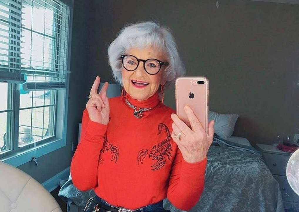 93-річна жінка стала зіркою Instagram