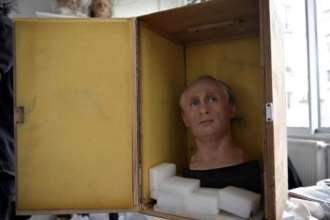 У музеї воскових фігур у Парижі забрали Путіна/Фото: CBSnews У музеї воскових фігур у Парижі забрали Путіна