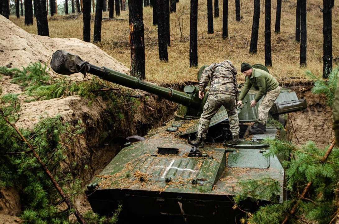 Представники "військкоматів" спільно з правоохоронцями уповноважені здійснювати такі перевірки у всіх громадян призовного віку на території міста та області під час дії воєнного стану